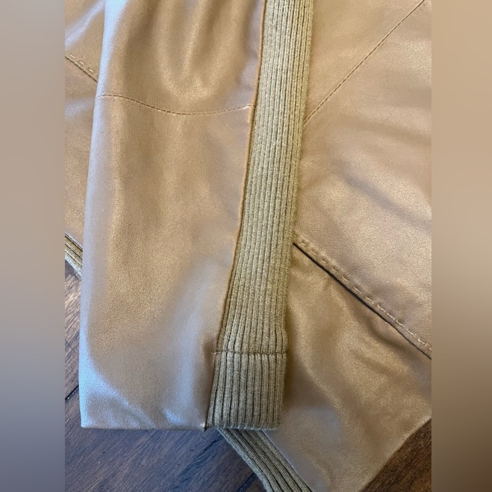 Vince Leather Moto Style  Jacket Size Medium - Picture 9 of 12